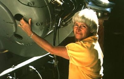 Carolyn Spellmann Shoemaker (1929-2021)